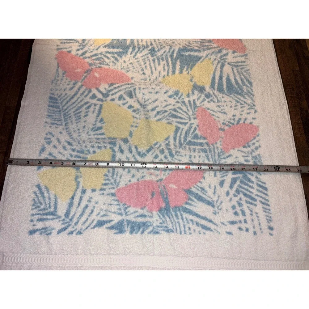 Vintage RA Briggs Butterfly Palm Leaf Bath Towel Pastel Pink Blue Yellow White